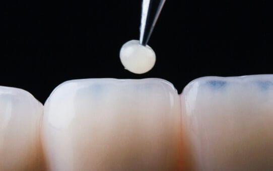 Driving Forces in the Global Dental Materials Market: A Focus on Demographic Factors, Technological Development, and Cosmetic Dentistry